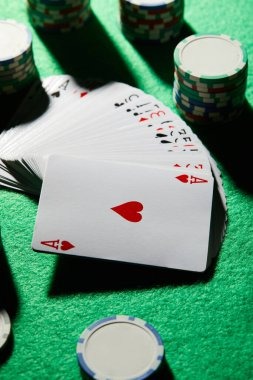 Slot game interface on betcash303 link with reels and paytable